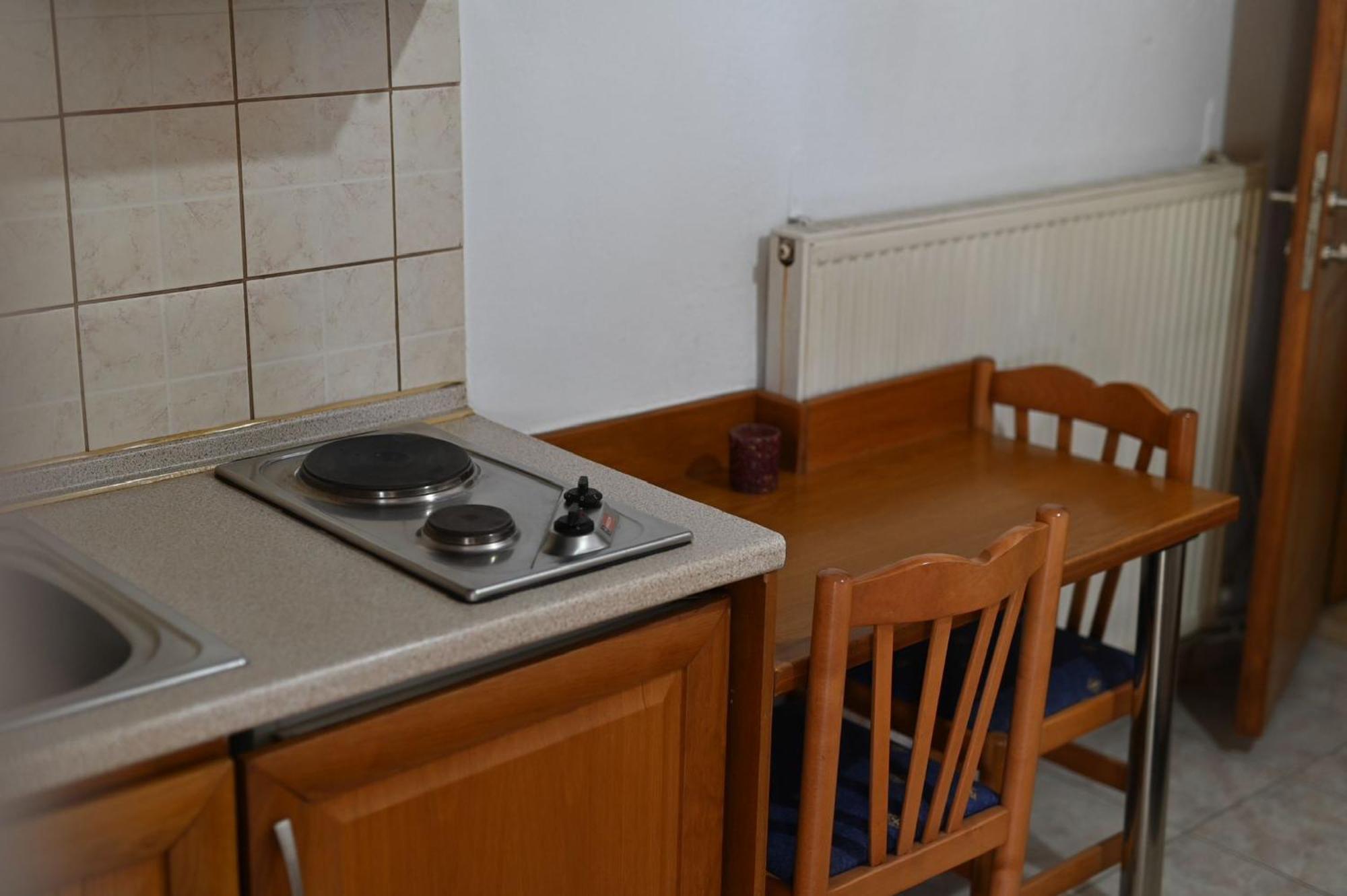 Guesthouse Agnandi Káto Loutrákion Zewnętrze zdjęcie