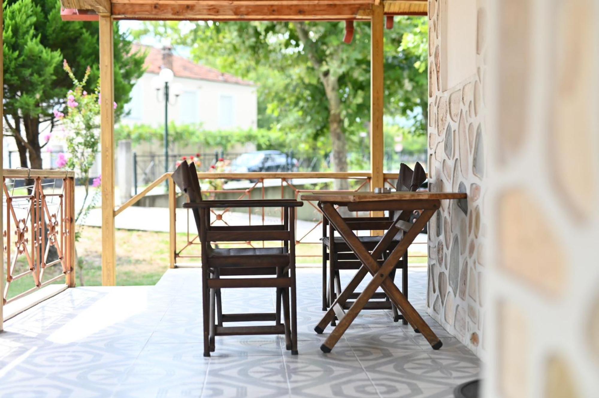 Guesthouse Agnandi Káto Loutrákion Zewnętrze zdjęcie