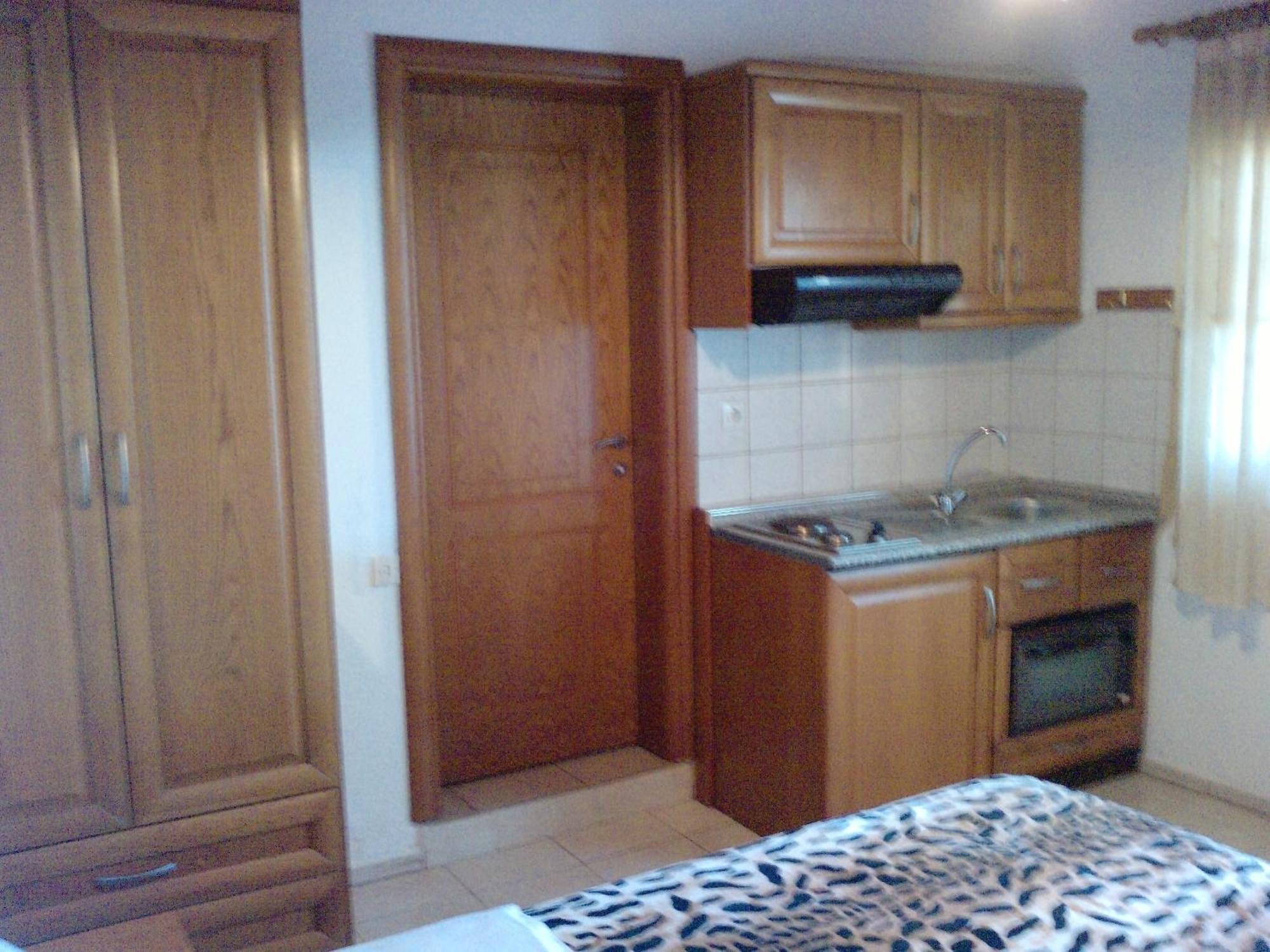 Guesthouse Agnandi Káto Loutrákion Pokój zdjęcie