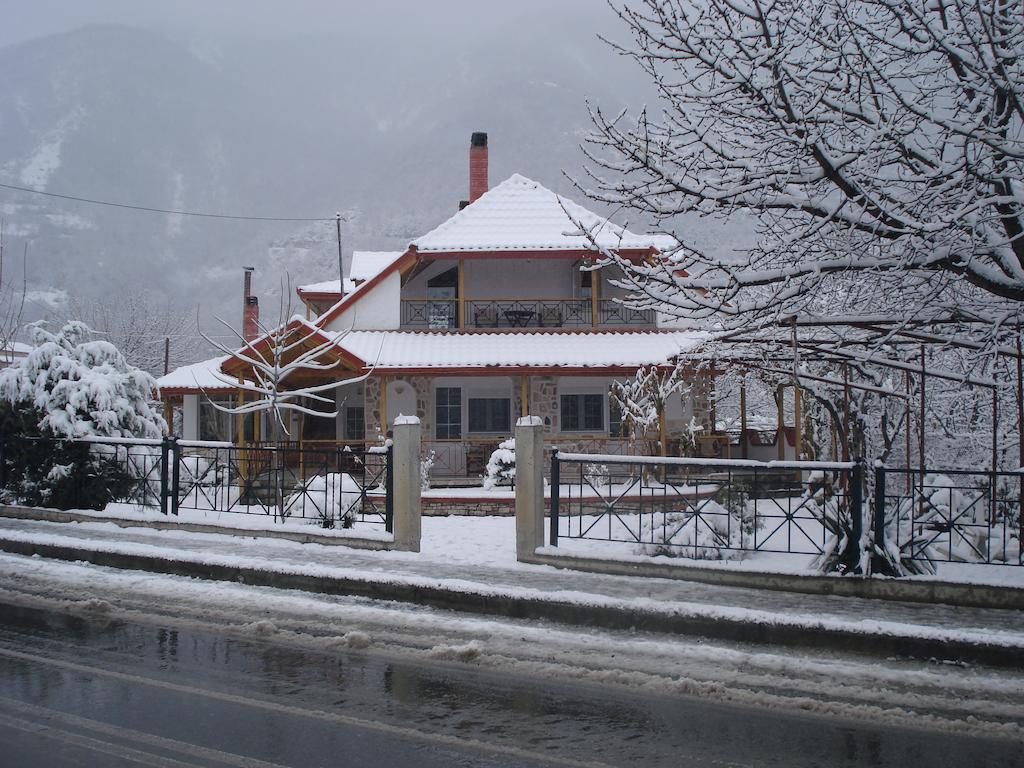 Guesthouse Agnandi Káto Loutrákion Zewnętrze zdjęcie