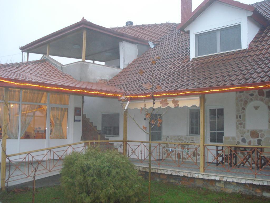 Guesthouse Agnandi Káto Loutrákion Zewnętrze zdjęcie