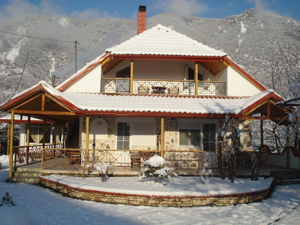 Guesthouse Agnandi Káto Loutrákion Zewnętrze zdjęcie
