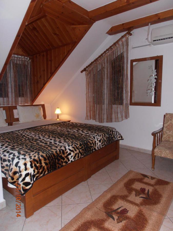 Guesthouse Agnandi Káto Loutrákion Zewnętrze zdjęcie